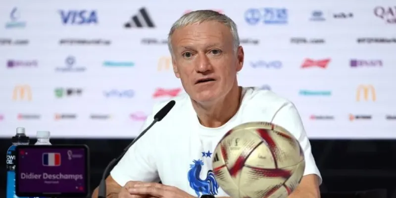 HLV Didier Deschamps sẽ dẫn dắt Les Bleus trong trận Pháp vs Ba Lan