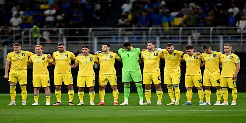 Ukraina gặp nhiều khó khăn trong trận đấu mở màn Slovakia vs Ukraina